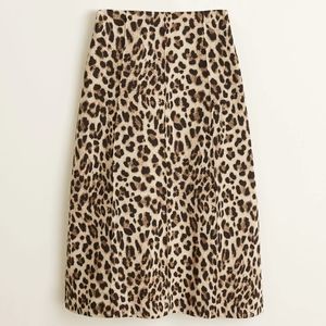 LIKE NEW Mango leopard midi skirt
